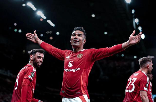 九游体育平台惊天逆转！曼联连追三球实现绝地反击，回复是一系统名称所以.